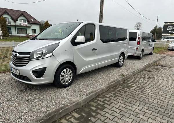 Opel Vivaro cena 105000 przebieg: 100000, rok produkcji 2017 z Ząbki małe 121